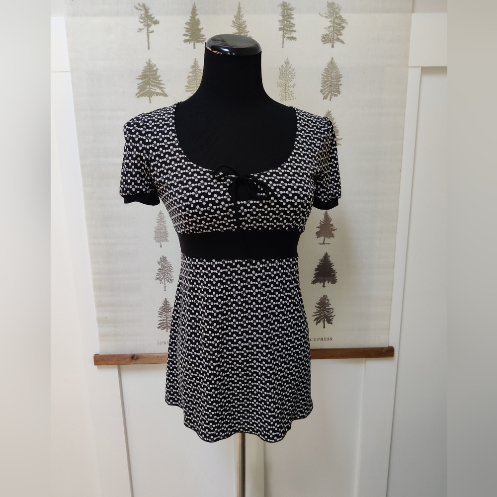 Digital Clothing Y2K Empire Waist Floral Tunic Top - Black & White - Small